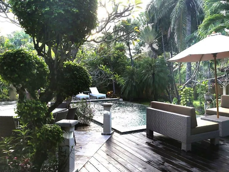 Urbanest Inn Villa Seminyak