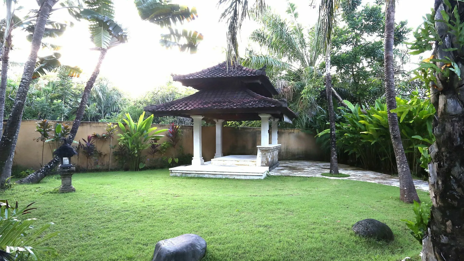 Urbanest Inn Villa Seminyak   Seminyak (Bali)